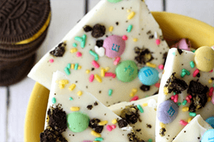 Easter Oreo Bark